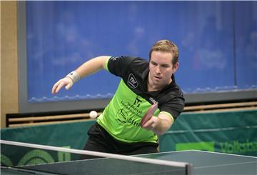 Tischtennisspieler mit der Vorhand. Matti von Harten
