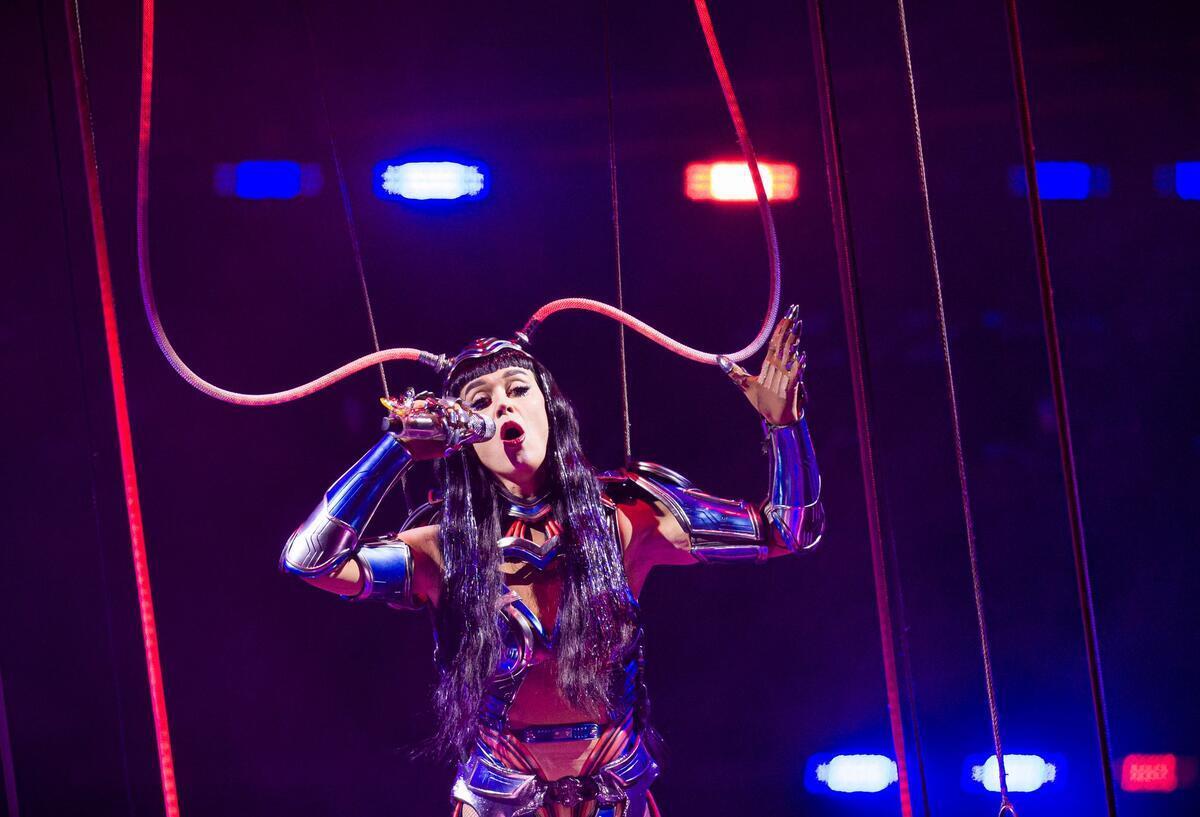 Katy Perry beginnt Deutschland-Tour in Hannover Vier Konzerte der Sängerin sind in Deutschland geplant, nach Perrys Auftritt in Hannovers ZAG-Arena sollen Auftritte in Berlin (21. Oktober), Köln (23. Oktober) und München (31. Oktober) folgen.