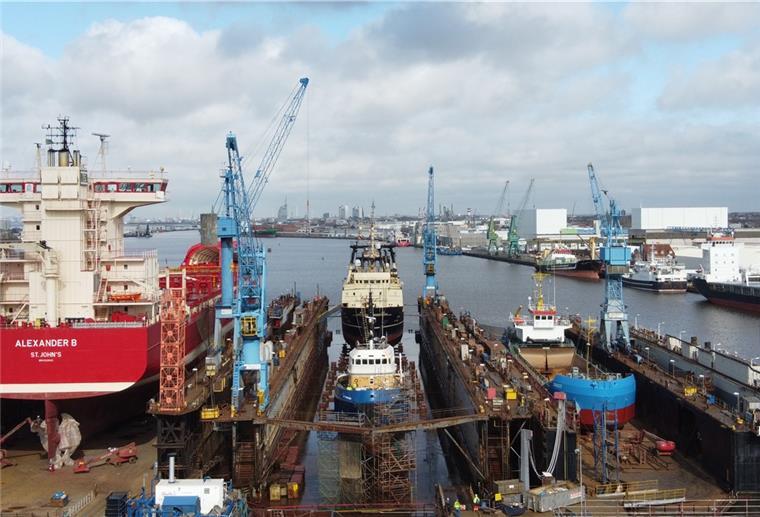 Bredo Dry Docks: Eine Werft mit neuem Image Vier Schwimmdocks befinden sich am Werftstandort im Fischereihafen. Was fehlt, sind Liegeplätze an der Kaje.