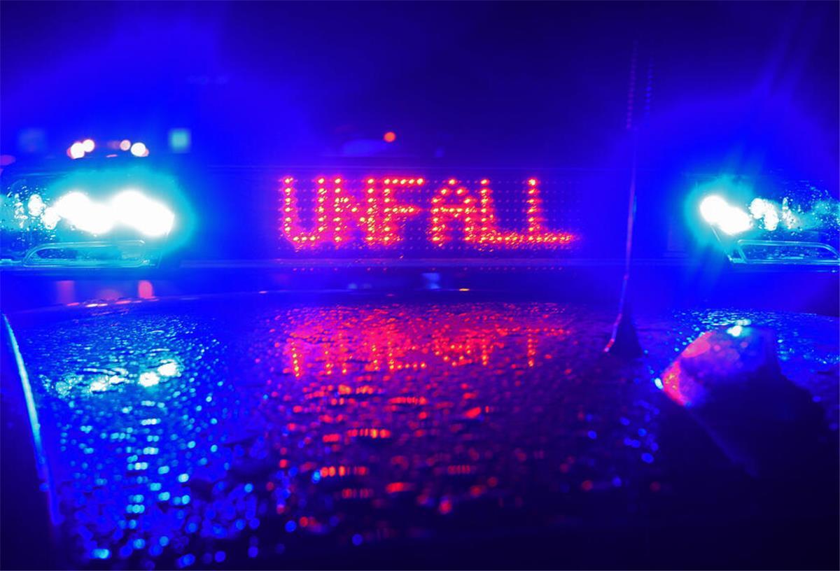 Vier Unfälle auf der A27: Glatte Straßen, Unachtsamkeit und fehlende Winterreifen sorgten für Chaos.