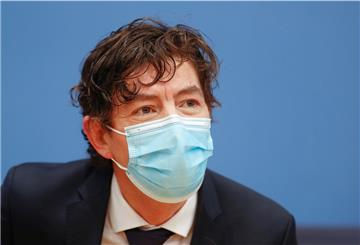 Christian Drosten, Direktor des Instituts für Virologie, Charité Berlin, nimmt an einer Pressekonferenz zur aktuellen Lage in der Corona-Pandemie teil.