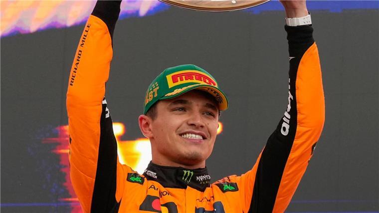 Rennen im Regen Vize-Weltmeister Lando Norris ist mit einem Sieg in die neue Saison gestartet.
