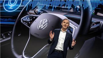 Volkswagen-Chef Oliver Blume zeichnet ein dramatisches Bild der Lage. (Archivbild)