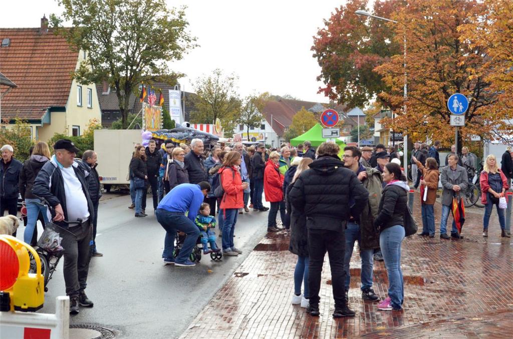 Voll waren nicht nur die Straßen,... Foto: Schmonsees