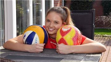Voller Begeisterung für Volleyball: Beim BTS Neustadt spielt Merle Wulf als Mittelangreiferin.