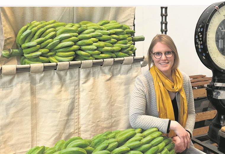 Bremerhavener: Wusstet Ihr schon, dass...? Volontäre im Historischen Museum: Katja Gallas staunte über die frühen Bananen-Aufzüge im Hafen.