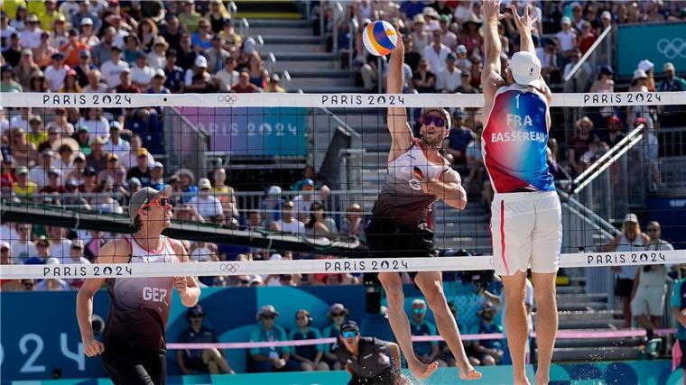 Beach-Mitfavoriten Ehlers und Wickler starten mit Sieg Von Beginn kontrollierten die Deutschen das Spiel.