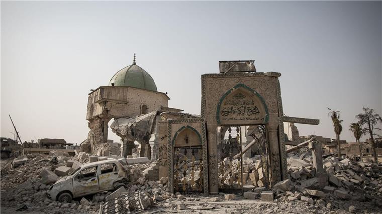 Altstadt von Mossul ist nach IS-Zerstörung restauriert Von der nun wiederaufgebauten Al-Nuri-Moschee ließ der IS nur Ruinen über (Archivbild).
