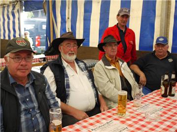 (von links) Lübbo Bünting, Ewald, Bretthauer, Hans Gehrken, Oswald Matschulat, H...