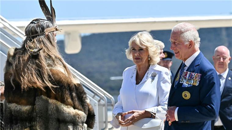 Protest gegen König Charles im australischen Parlament Vor Canberra hatte das royale Paar Sydney besucht.