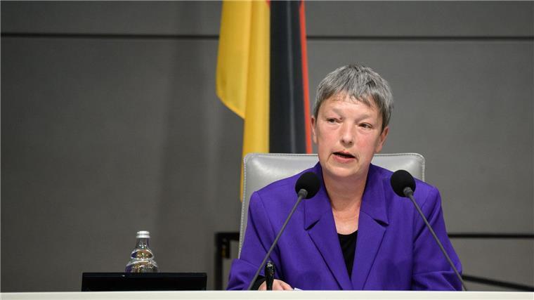 Naber: Antifeminismus ist eine Gefahr für moderne Demokratie Vor dem Internationalen Frauentag mahnt Hanna Naber zur Wachsamkeit gegenüber antifeministischen Strömungen. (Archivbild)