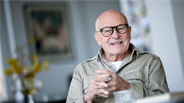 Schlöndorff zur Filmförderung: „Ein kleines Wunder“ Vor Tagen noch hatte Volker Schlöndorff wegen der Filmförderung Alarm geschlagen - jetzt zeigt er sich erleichtert (Archivbild)