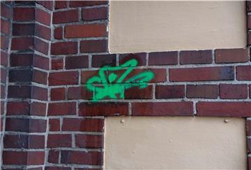Vor wenigen Tagen wurde bereits die Fassade des Weserschlösschens in Blexen beschmiert.