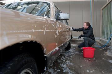 VORBEREITEN: Nach dem Spiel ist vor dem Spiel, es gibt viel zu tun: Das Auto für...