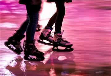 Vorerst gibt es noch kein Schlittschuhlaufen in der Eisarena Bremerhaven.