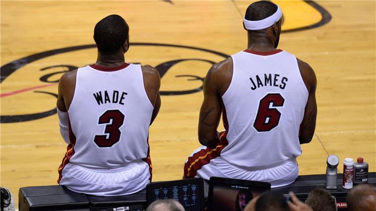 NBA-Star James: PR-Scherz statt Zukunftsentscheidung Wade und James gewannen mit Miami gemeinsam zwei Titel.