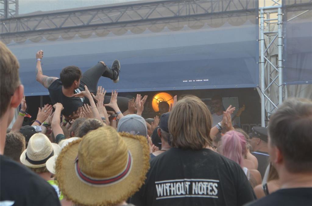 Während die Editors die große Bühne rocken, feiern die Rogers ihre Session. Foto...