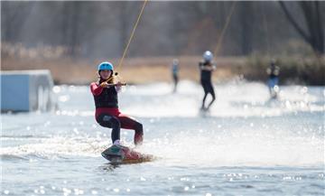 Wakeboards wird man am Spadener See in diesem Jahr wohl noch nicht sehen. Die Baugenehmigung kommt frühestens im Oktober.
