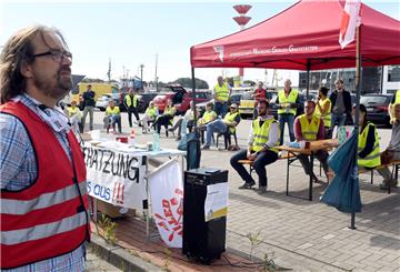 Warnstreik bei der „Nordsee“ (Archivfoto): Die Beschäftigten fordern nach wie vor einen Tarifvertrag. Foto Scheer