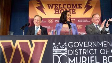 Washingtons Bürgermeisterin Muriel Bowser machte den Milliardenplan bekannt.