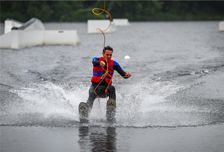 Wasserski und Wakeboarden auf dem Spadener See: Der Sport wird immer beliebter.