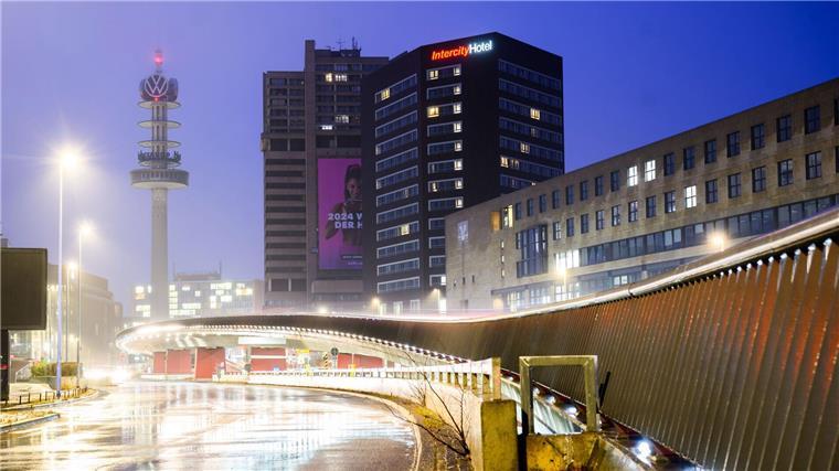 Wohnungen statt Abriss: VW verkauft „Telemoritz“ Wegen des desolaten Bauzustands wollte VWN den einstigen Fernsehturm 2025 abreißen. (Archivbild)