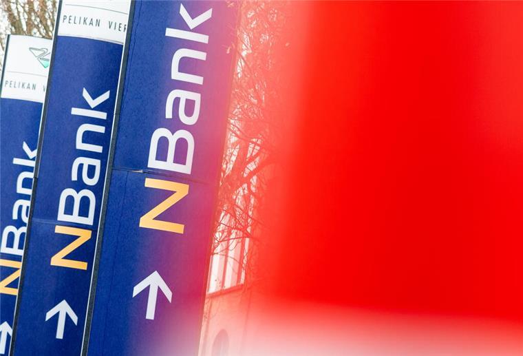 Panne bei Bank: 40 Millionen landen auf falschem Konto Wegen eines Systemfehlers bei der NBank sind 40 Millionen Euro zwischenzeitlich auf ein falsches Konto überwiesen worden.