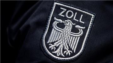 Wegen gefälschter Zigaretten gab es am Morgen in mehreren Städten in NRW und Niedersachsen Razzien. (Foto - Illustration)