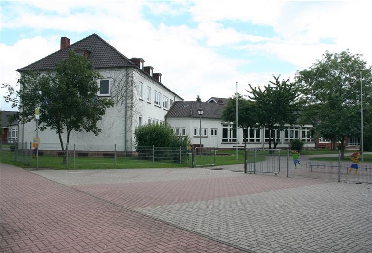 Sittensen: Schulen brauchen mehr Platz Das Foto zeigt die Grundschule Sittensen.