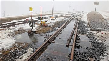 Wegen Sturmwarnungen des DWD haben die Schmalspurbahnen am Brocken den Betrieb eingestellt. (Archivild)