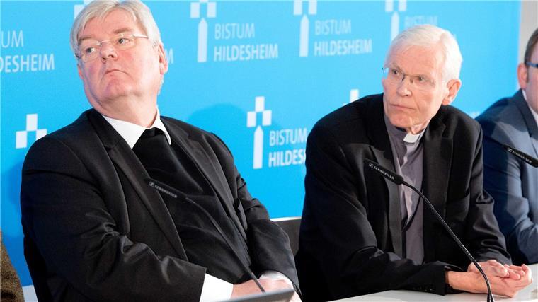 Weihbischof Bongartz geht vorzeitig in den Ruhestand Weihbischof Heinz-Günter Bongartz (links) tritt vorzeitig in den Ruhestand. (Archivbild)