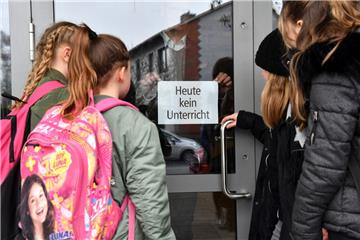 Weil sich am Donnerstagvormittag 1000 Lehrer zur Personalversammlung treffen, fällt der Unterricht in Bremerhaven aus.