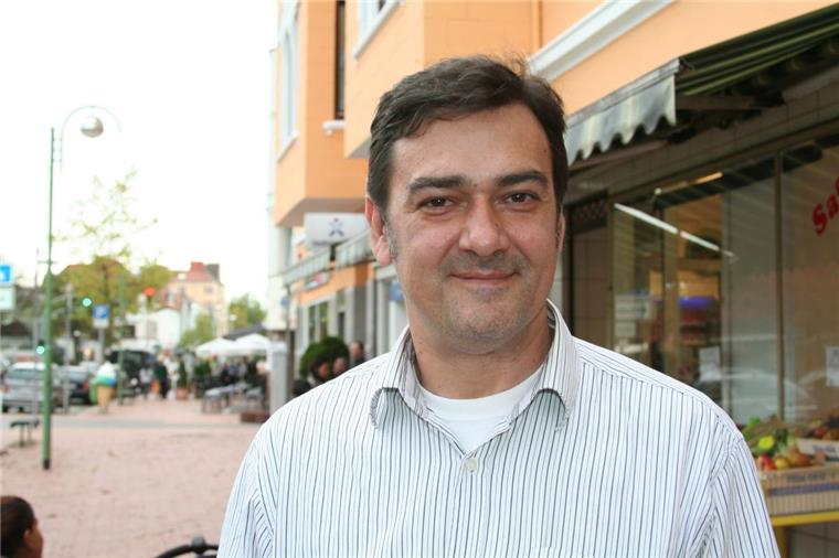 Rat ausländischer Mitbürger ärgert sich über den Magistrat Weist die Vorwürfe von sich: Daniel Soares,, Vorsitzender des Rates für ausländische Mitbürger.