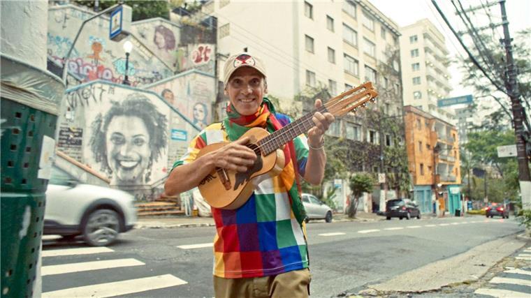 Nach 17 Jahren: Manu Chao meldet sich mit neuem Album zurück Weltmusiker Manu Chao veröffentlicht nach 17 Jahren ein neues Album.