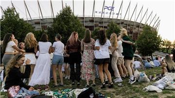 Weltstar Taylor Swift ist erstmals in Polen aufgetreten.