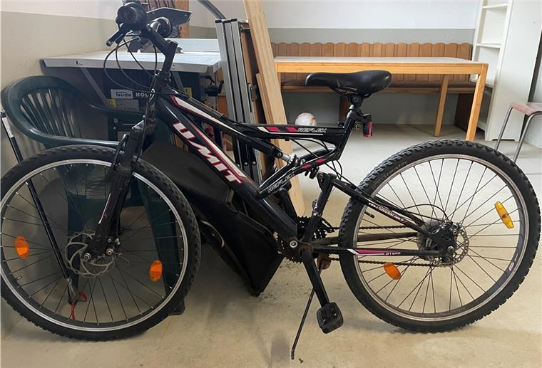 Wem gehört dieses gestohlenes Mountainbike der Marke "Umit"? Die Polizei bittet um Hinweise.