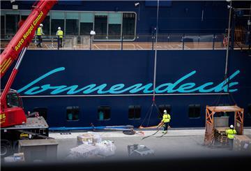Wenn die „Mein Schiff 3“ am Terminal liegt, gibt es immer viel zu sehen - selbst, wenn man nicht mitfährt.