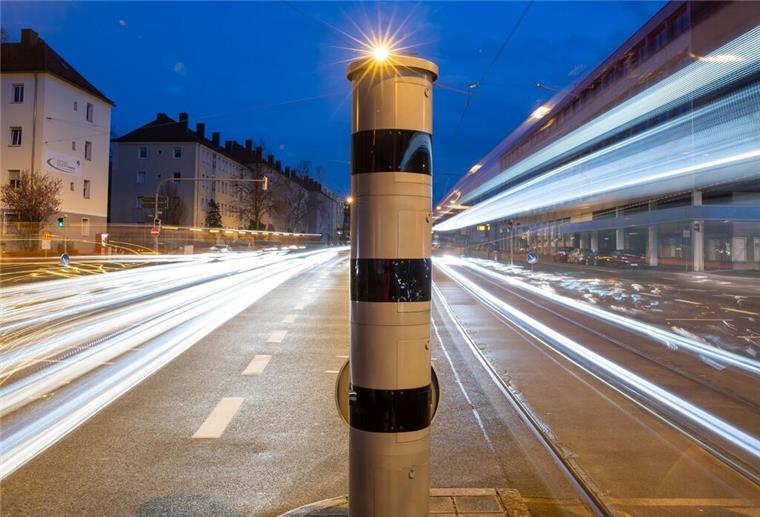 Damit müsst ihr rechnen, wenn ihr einen Blitzer zuparkt Blitzer