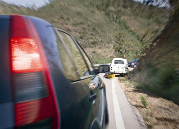 Wenn es auf jeden Zentimeter beim Bremsen ankommt: ABS ist heute für die meisten Autofahrer eine Selbstverständlichkeit, die man nicht mehr missen möchte.