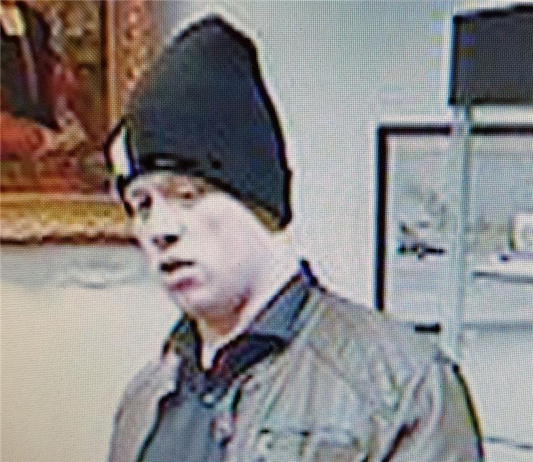 Wer kennt diesen Mann? Münzräuber schlägt in Bremen zu Wer kennt diesen Mann? Der Unbekannte soll Krügerrand-Goldmünzen im Wert von einigen Tausend Euro gestohlen haben.