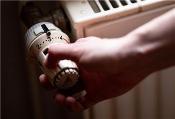 Wer mit Gas heizt, zahlt laut Vergleichsportal Verivox durch den höheren CO2-Preis rund 0,22 Cent mehr pro Kilowattstunde.