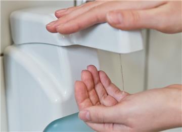 Wer sich nicht anstecken möchte, sollte aktuell besonders auf Händehygiene achten.  