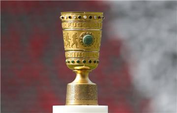 Wer wird den Pokal dieses Mal bekommen? Die erste Runde des DFB-Pokals ist jetzt ausgelost.
