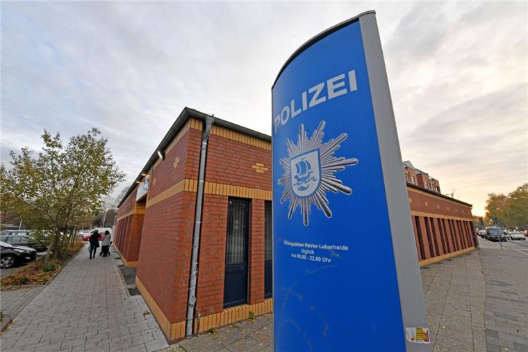 Polizistenmangel in Bremerhaven: Zwei Revieren droht Personalabzug Werden bald Polizisten vom Polizeirevier Leherheide nach Lehe oder Mitte verlagert?