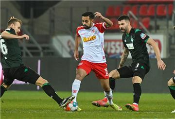 Werder Bremen hat sich gegen die Verpflichtung von Sarpreet Singh (M) entschieden.
