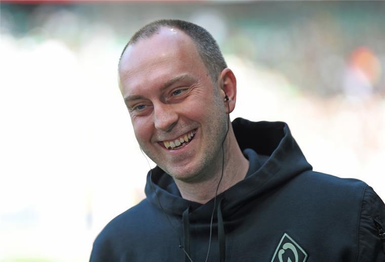 Werder Trainer Ole Werner will auch in der 1. Bundesliga mit seiner Mannschaft mutig spielen.