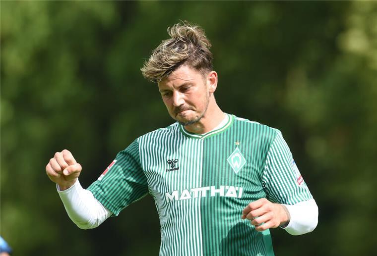 Werder Bremen in Torlaune - Deutlicher Sieg gegen Toulouse Werders Dawid Kownacki traf gegen Toulouse gleich zweimal.