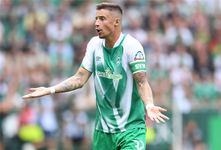 Werder Bremen wehrt sich gegen Sperre für Kapitän Friedl Werders Marco Friedl