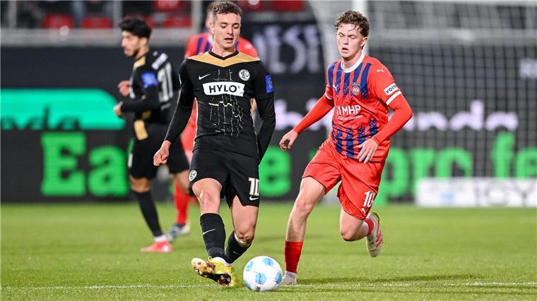 Werders Wunschspieler: Fisnik Asllani (l) und Paul Wanner (r).