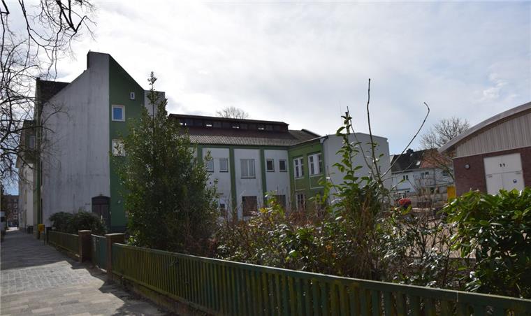 Abriss von Schalt- und Bürogebäude